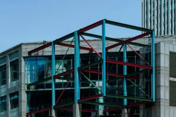 Prefabricated-Steel-Structure-Building-600×400