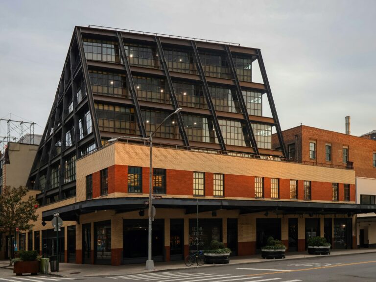 Steel Frame Office Building
