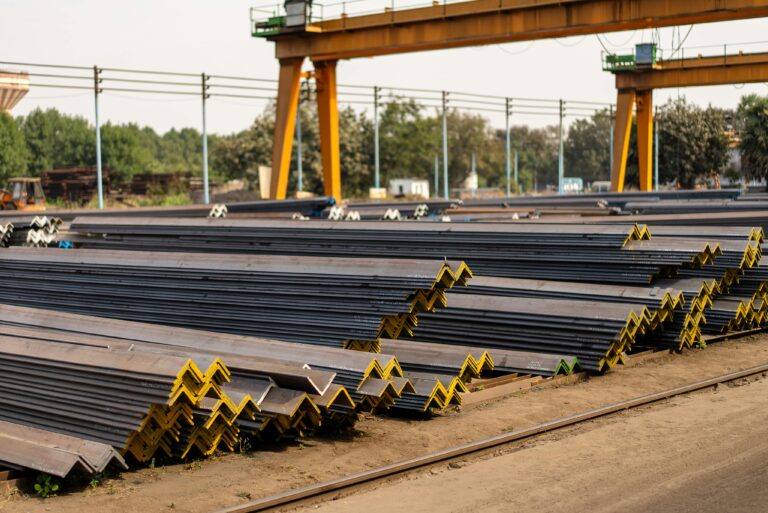 Steel Warehouse Building